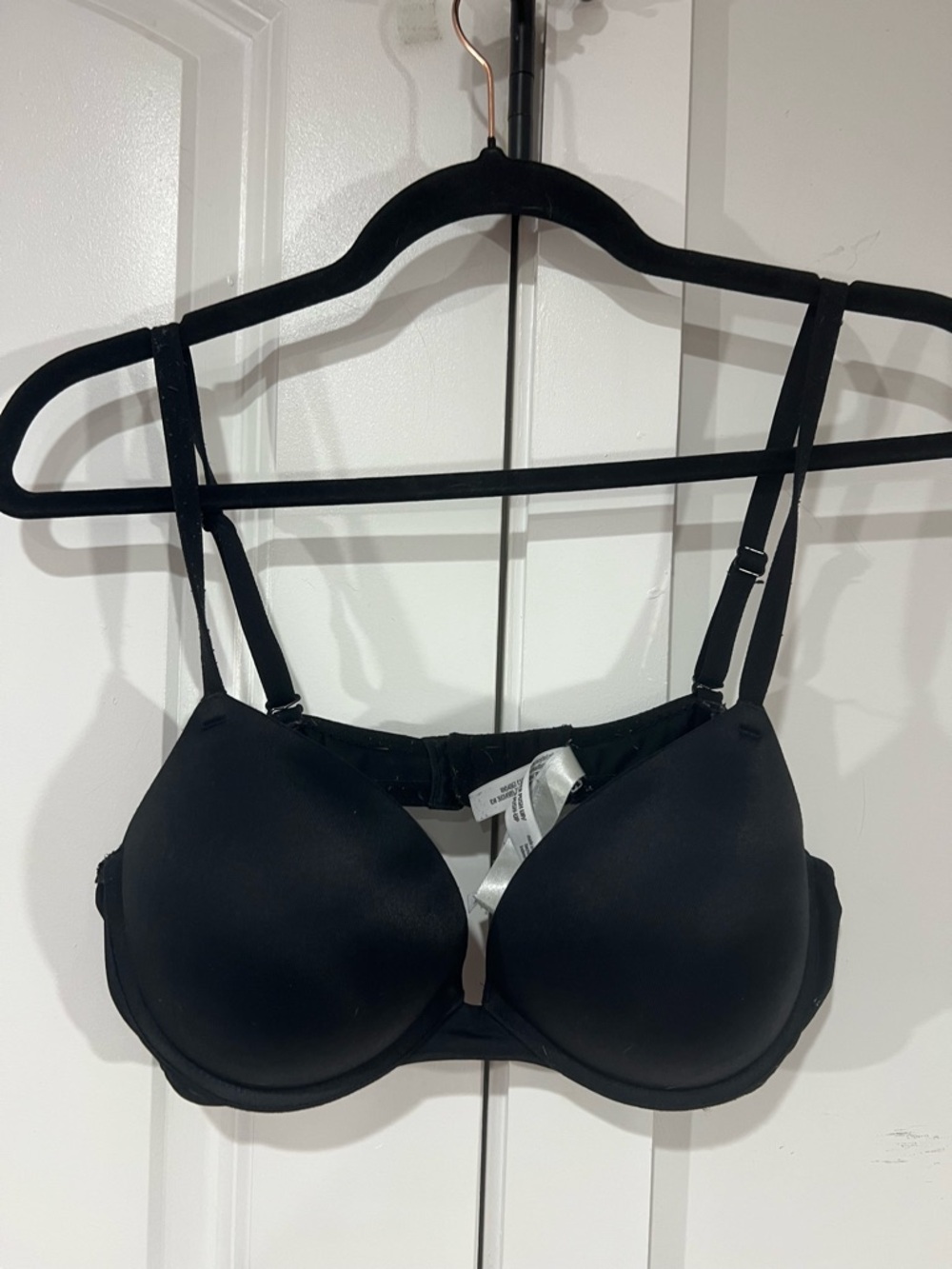 Victoria Secret Pink wear everywhere bra